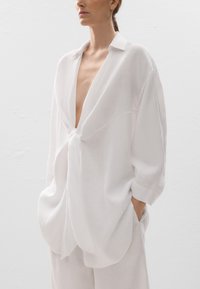 OYSHO LINEN LONG-SLEEVED KNOT - Tunika - white