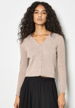 SCALLOPED - Strickjacke - stone