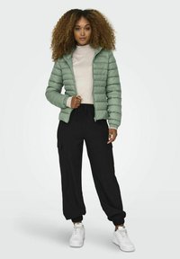 ONLY ONLTAHOE HOOD JACKET - Übergangsjacke - hedge green