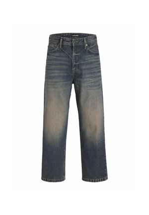 Jean en denim bleu délavé, coupe droite, avec poches avant et passants de ceinture, présenté sur un fond blanc.