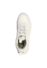 Sneaker bianco con tomaia in tessuto liscio, chiusura con lacci, colletto imbottito e dettaglio del logo sulla linguetta e sul tallone. Taglia 40 indicata all'interno.