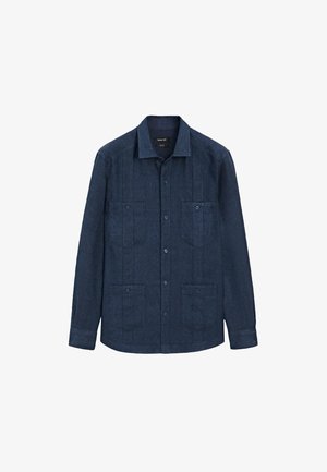 Donkerblauw overhemd met lange mouwen, kraag en vier zakken aan de voorkant met knopen, gemaakt van gestructureerde stof.