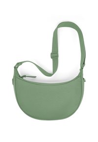 Borsa a spalla in tessuto verde con design curvo, tracolla regolabile e texture liscia. Presenta una chiusura zip e hardware minimale.
