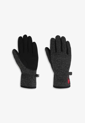 Zwarte en grijze gebreide handschoenen met een gestructureerde afwerking, voorzien van een zwarte handpalm, verstelbare polsband en een rode logo-accent.