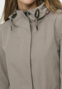 ONLY ONLLOUISE LIFE - Parka - string