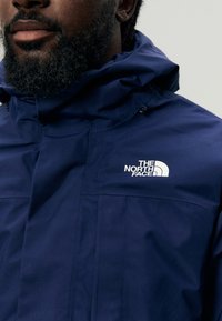 The North Face SARNEN GORE-TEX TRICLIMATE THREE IN ONE - Vandeniui atspari striukė - eagle blue