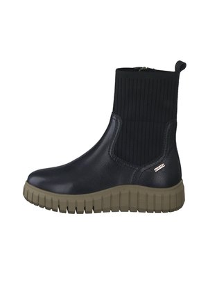 Platform ankle boots - black