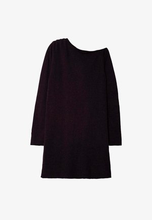Vestido de punto de manga larga y hombros al descubierto en púrpura oscuro. Presenta puños y dobladillo acanalados, una textura suave y una silueta relajada.