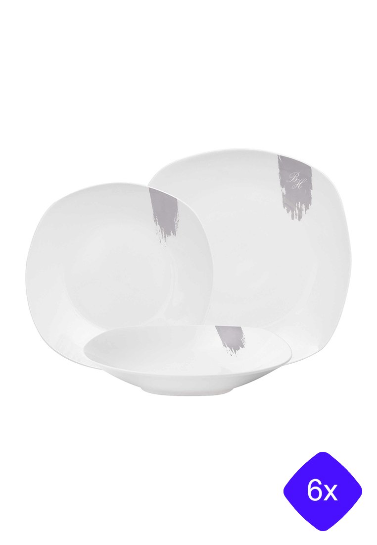 Set aus sechs quadratischen Tellern aus weißer Keramik mit einem dezenten grauen Pinselstrich-Akzent. Glatte Textur und elegantes Design für modernes Essen.