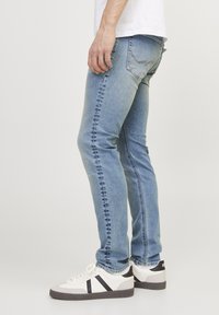 Jack & Jones ILIAM ORIGINAL SQ - Jeans slim fit - blue denim
