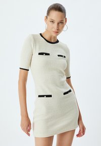 Robe fourreau - white