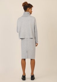 Apart OVERSIZED - Strickpullover - graumeliert