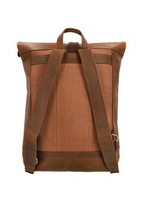 Mochila de piel marrón y lona con dos correas ajustables y un asa en la parte superior; presenta una textura suave con un sutil patrón de costura.