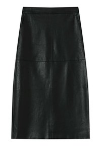 Jupe en cuir noir avec une silhouette droite, dotée d'une texture lisse et de détails de couture subtils. Sans poches ni fermetures visibles.