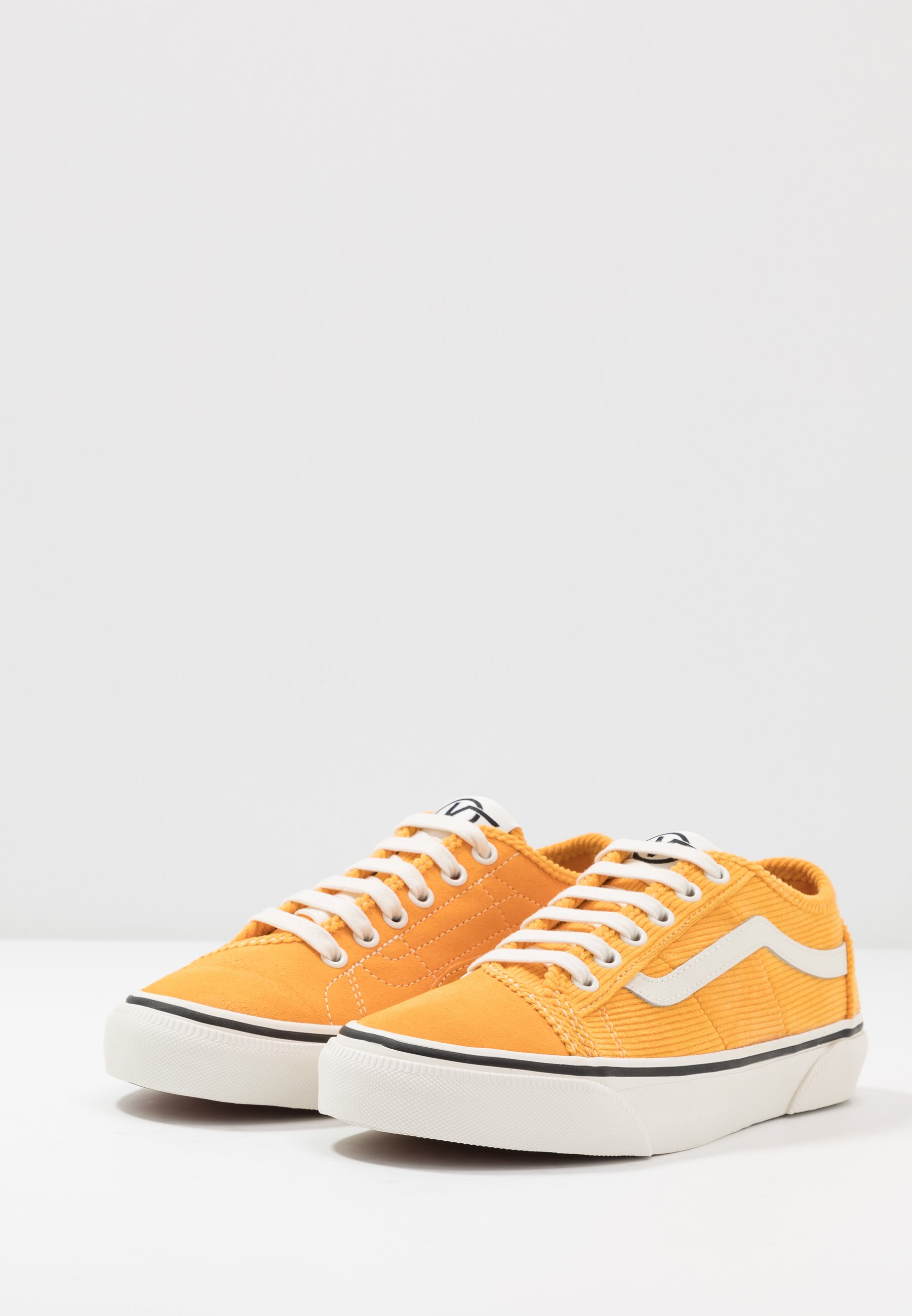 vans bess ni trainers