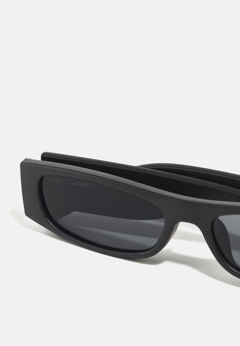 Herren Taschen & Koffer | Urban Classics SUNGLASSES TERESSA UNISEX Sonnenbrille black/schwarz - ZR66642 Herren Taschen & Koffer | Urban Classics SUNGLASSES TERESSA UNISEX Sonnenbrille black/schwarz - ZR66642