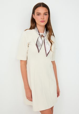 Jimmy Key, PLEAT DETAIL ELBOW SLEEVE DRESS - Day dress - ecru