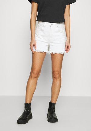CURVE LOVE HIGH RISE MOM - Short en jean - white