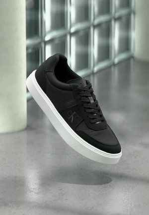 Calvin Klein Jeans CLASSIC CUPS LACE - Αθλητικά παπούτσια - black