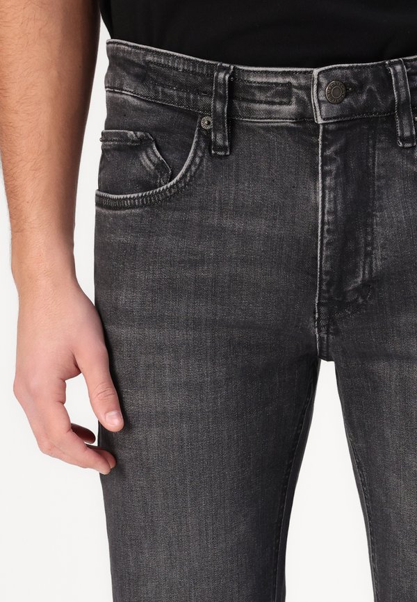 RICC - Slim fit jeans3