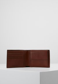 Piquadro SQUARE - Geldbörse - brown