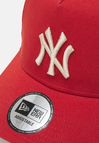 New Era LEAGUE EFRAME UNISEX - Boné - dark red