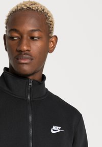 Nike Sportswear CLUB - Sweater - black/white