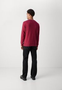 Barbour PREP LOGO CREW NECK - Camisola - highland red