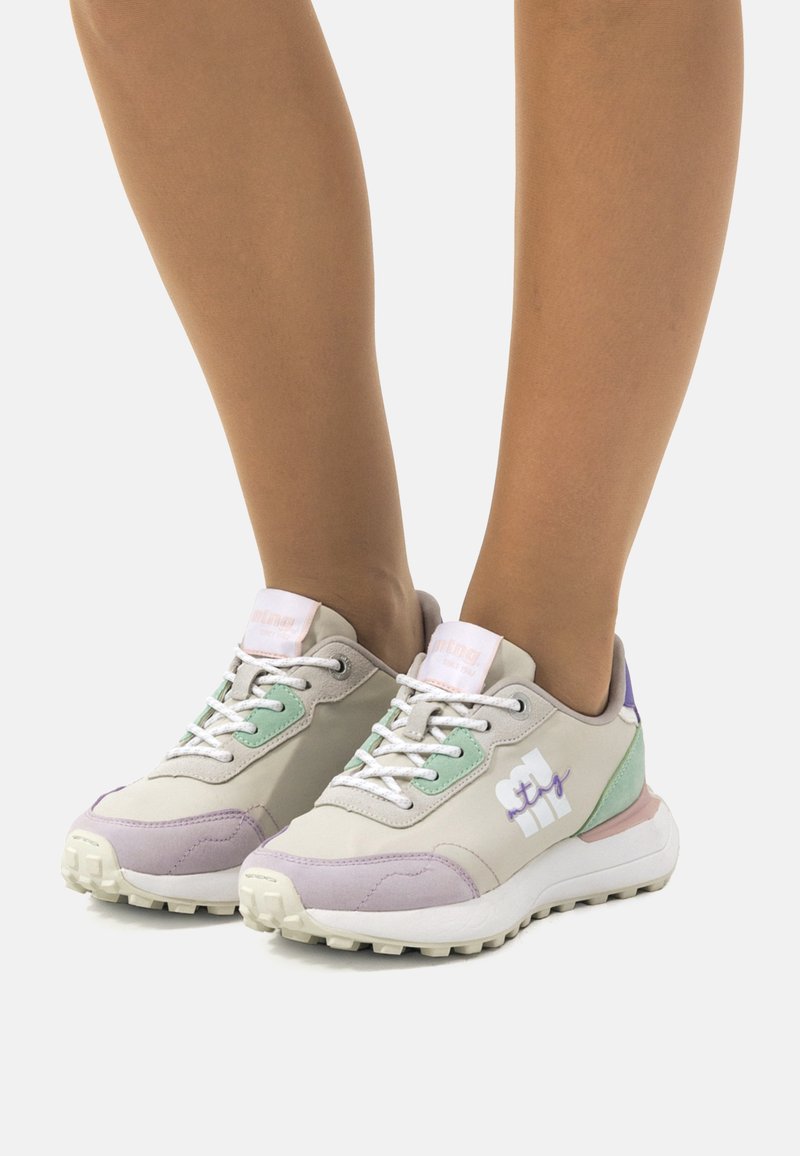 mtng Zapatillas - lilac