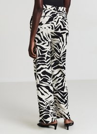 Calliope Stoffhose - var ultrablack