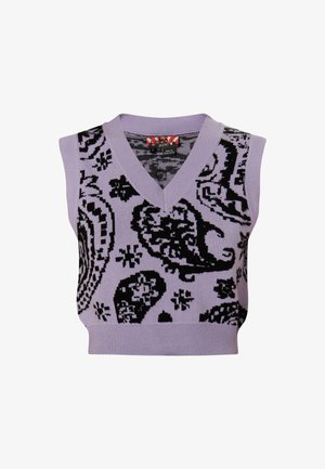 Bezrukávový sveter s V-krkom v levandulovej farbe, s čiernym paisley vzorom. Vyrobený z pleteného materiálu, s priliehavým pásom a rebrovanými okrajmi.