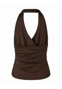 Haut sans manches marron foncé à col halter avec un profond décolleté en V et des détails de tissu froncé sous la poitrine.