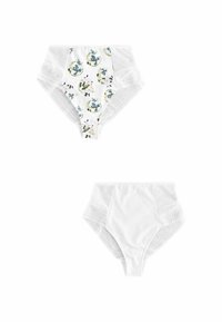 Witte hoogslungelige slips met een bloemenprint aan de voorkant, kantafwerking aan de zijkanten en een gladde achterkant. De tweede paar is geheel wit.