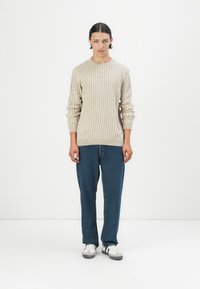 Only & Sons ONSBRANT CREW KNIT - T-shirt print - beige