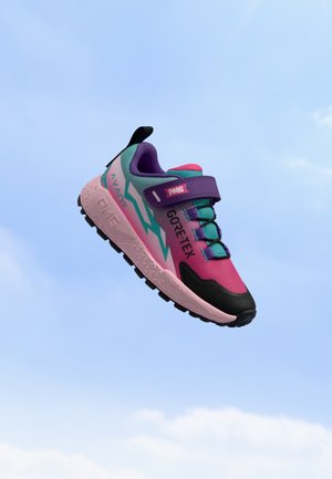 Primigi GORETEX B&G STORM GTX 24190 - Baskets basses - fuchsia/aquamarine