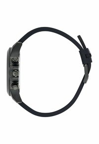 Orologio cronografo nero con cassa metallica rettangolare, tre pulsanti e cinturino in silicone nero lisciato. Design minimalista, quadrante chiaro.