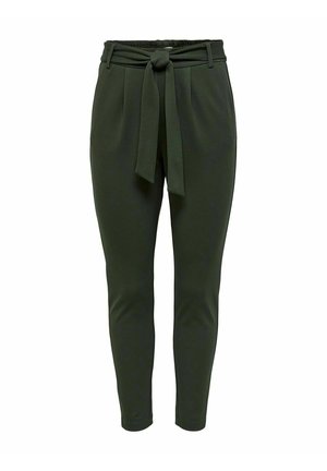 Pantalon fuselé vert foncé avec une taille haute élastique et une ceinture assortie en tissu nouée à l'avant.