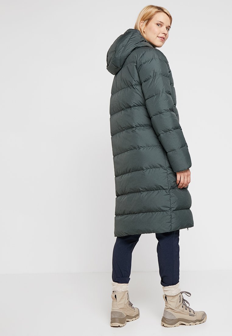 Jack Wolfskin CRYSTAL PALACE COAT Daunenmantel greenish Jack Wolfskin Crystal Palace Coat Damen Greenish Grey Größe