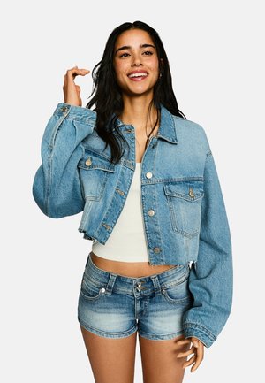 Bershka Denimové šortky - light-blue denim