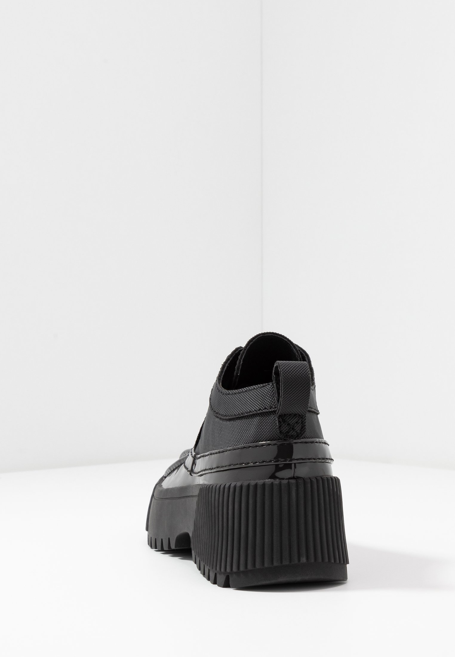 Jeffrey Campbell MALLARD Snøresko blacksvart Zalando.no Jeffrey Campbell MALLARD Snøresko blacksvart Zalando.no
