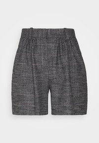 Shorts à carreaux noirs et gris avec un design plissé et une taille élastique. La texture du tissu est douce avec un motif subtil.