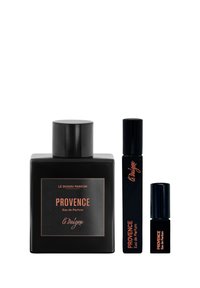 Schwarze rechteckige Flasche mit glatter Oberfläche, beschriftet mit "PROVENCE", verfügt über einen runden schwarzen Deckel. Wird mit zwei kleineren schwarzen Rollervials geliefert.