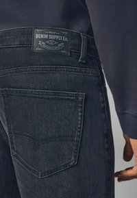Next VINTAGE STRETCH AUTHENTIC REGULAR FIT - Traperice ravnih nogavica - black vintage