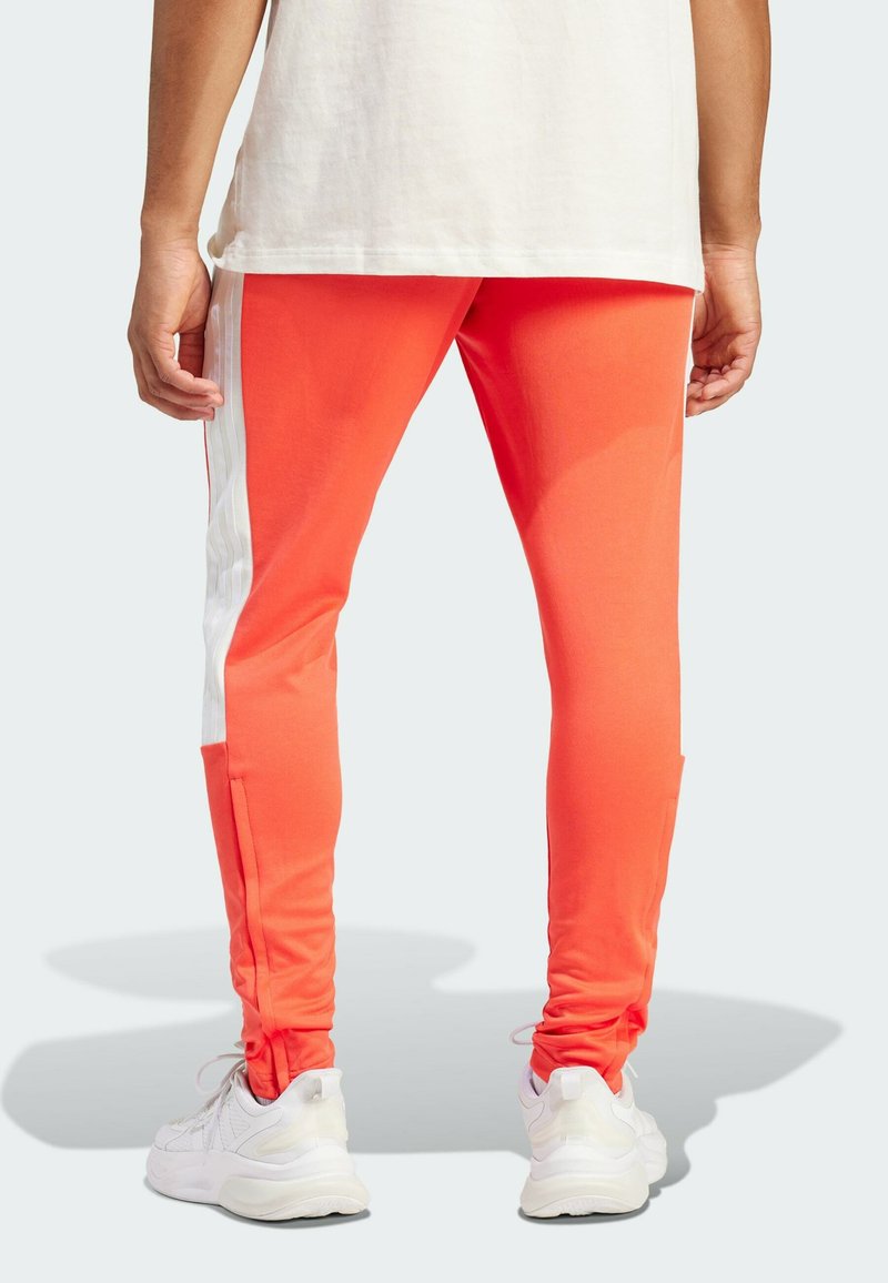 adidas Sportswear TIRO Pantaloni sportivi bright red off white