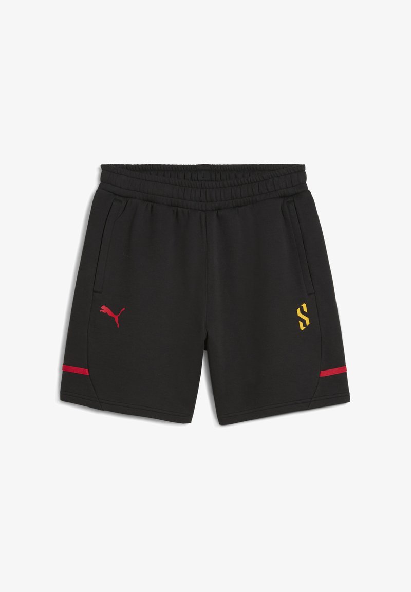 Pantalones cortos deportivos negros con cinturilla elástica, bolsillos laterales, detalles rojos a lo largo del dobladillo y un logo gráfico amarillo en la parte frontal.