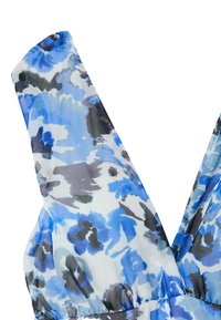 Abito con motivo floreale in diverse tonalità di blu, con scollatura a V e tessuto leggero e testurizzato.