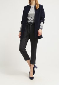 Dorothy Perkins Strickpullover - grey