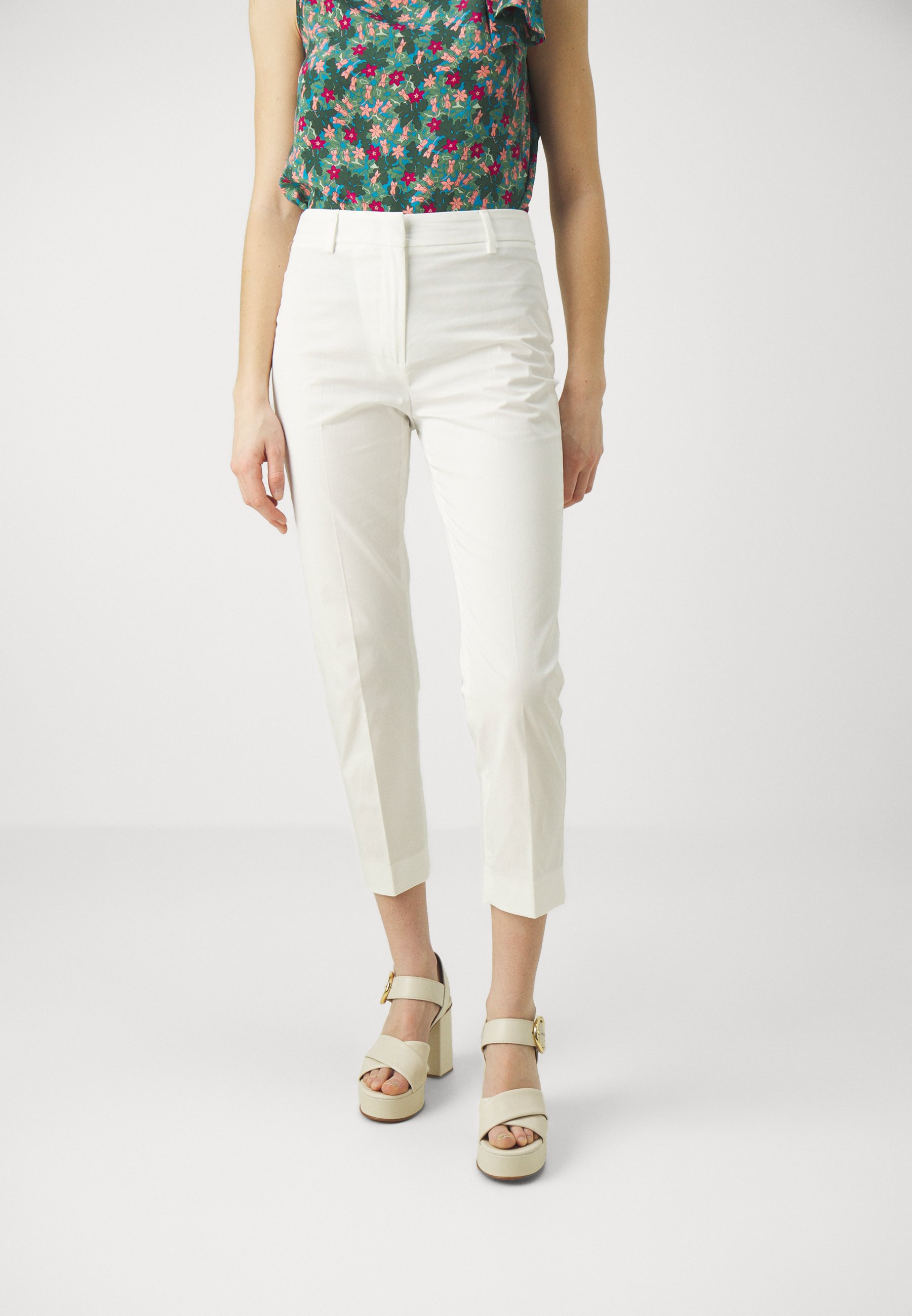 WEEKEND MaxMara CECCO - Trousers - bianco/white - Zalando