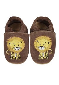 Bruine suède kinderslippers met een geborduurde lachende leeuw met een pluizige manen. Zachte textuur, instapmodel en geen zichtbare sluitingen.