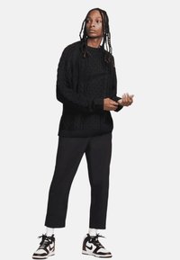 Nike Sportswear CABLE  - Stickad tröja - black